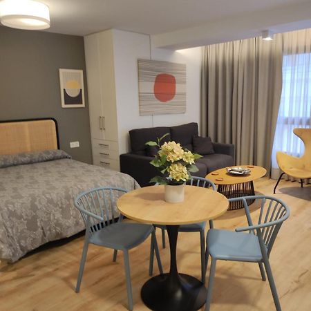 Apartamentos Leonor Málaga Exteriör bild