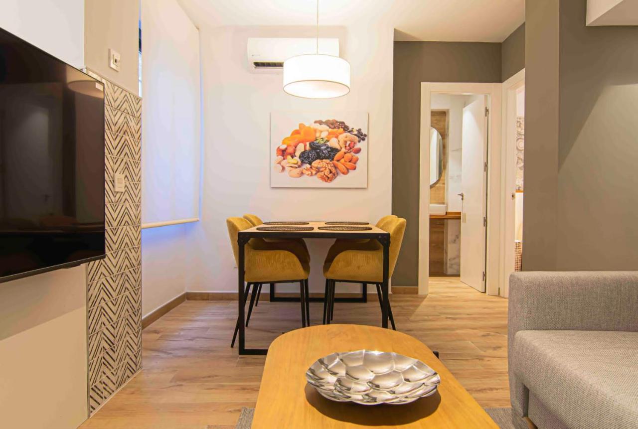 Apartamentos Leonor Málaga Exteriör bild