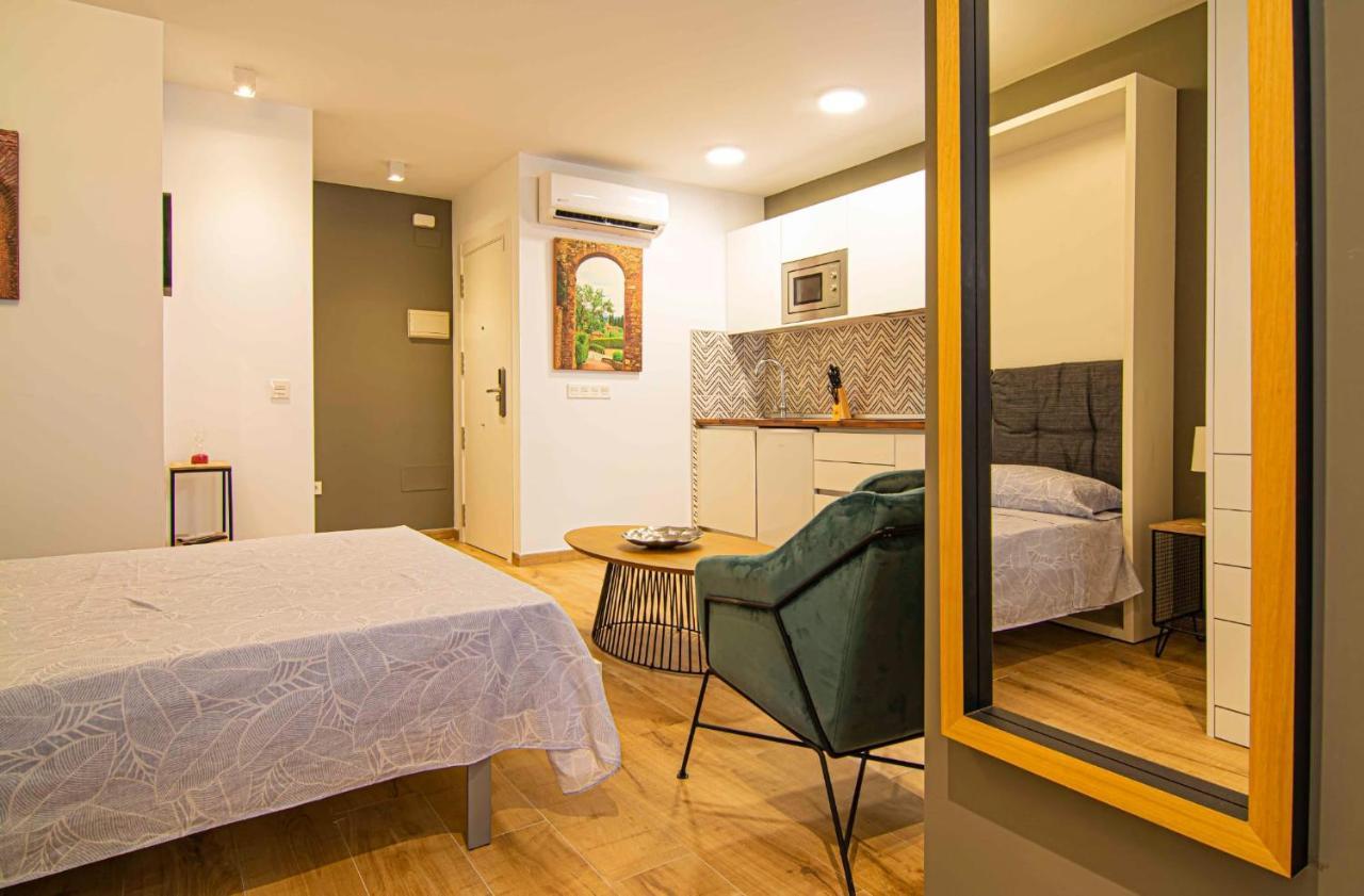 Apartamentos Leonor Málaga Exteriör bild