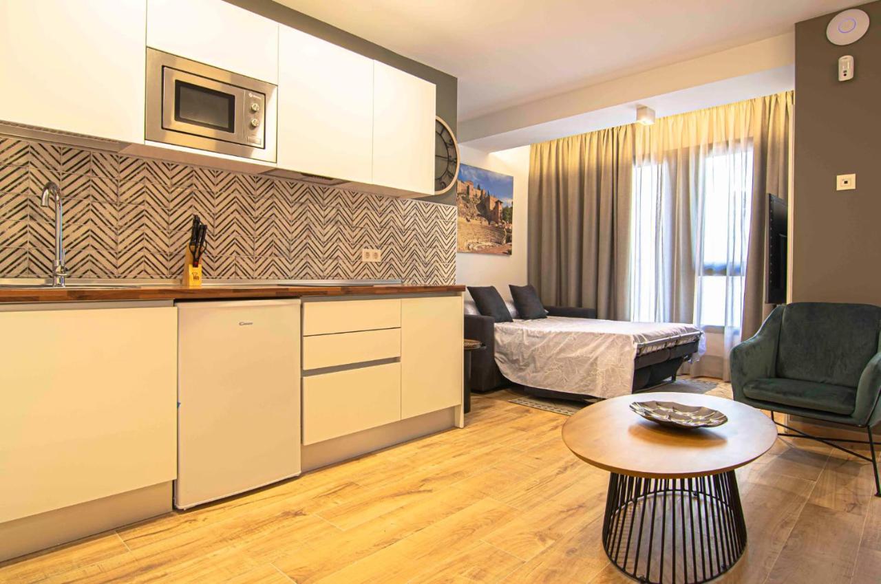 Apartamentos Leonor Málaga Exteriör bild