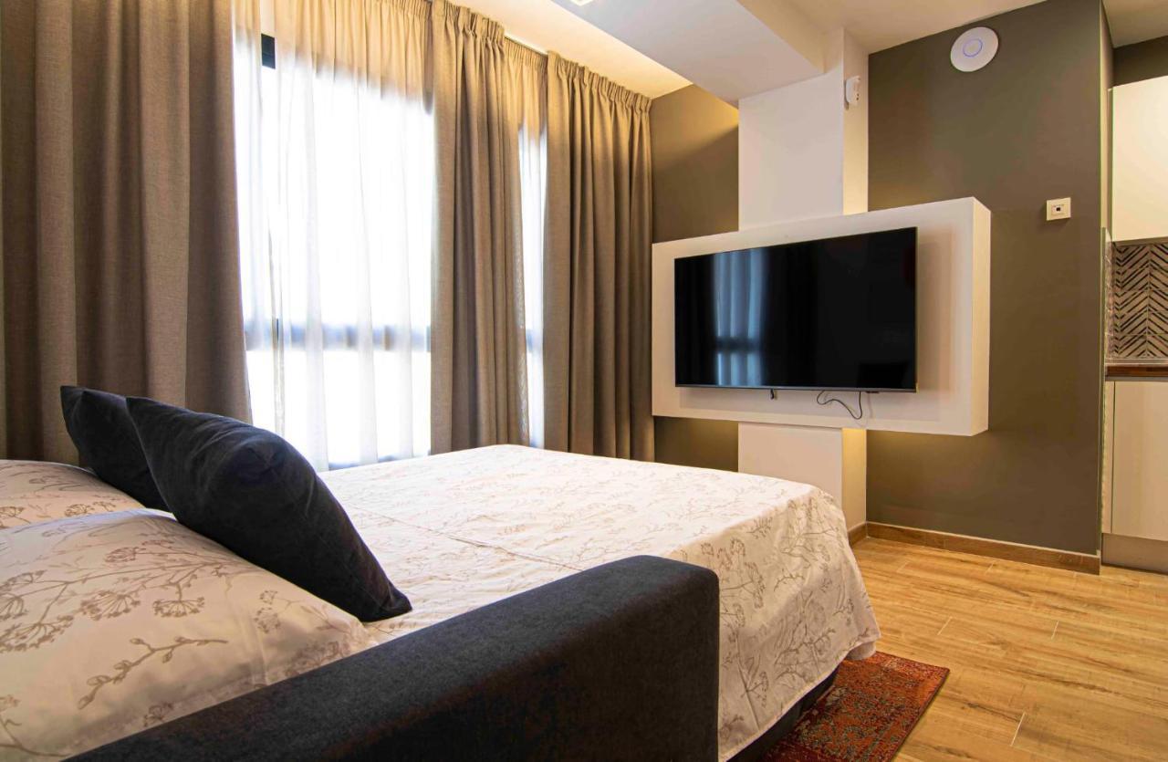 Apartamentos Leonor Málaga Exteriör bild