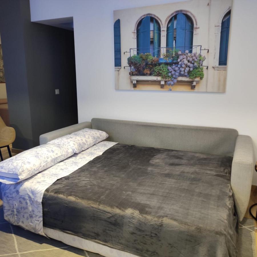 Apartamentos Leonor Málaga Exteriör bild